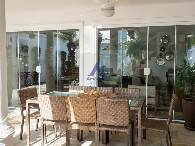 Casa com 354m² 4 quartos e 7 banheiros, à venda ou para alugar, no bairro Recreio dos Bandeirantes em Rio de Janeiro