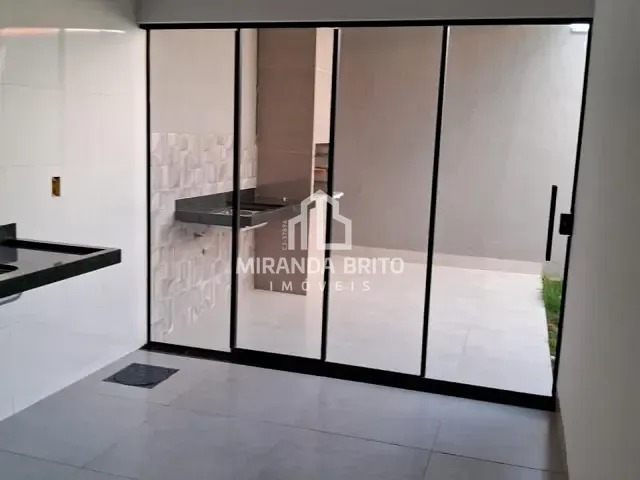Casa 3 quartos e 2 banheiros, à venda, no bairro Residencial Solar Central Park em Aparecida de Goiânia