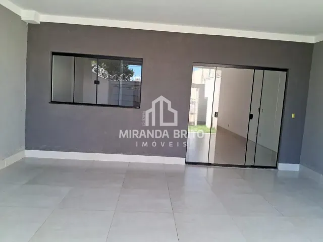 Casa 3 quartos e 2 banheiros, à venda, no bairro Residencial Solar Central Park em Aparecida de Goiânia