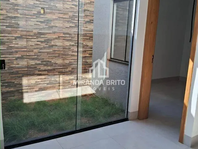 Casa 3 quartos e 2 banheiros, à venda, no bairro Residencial Solar Central Park em Aparecida de Goiânia
