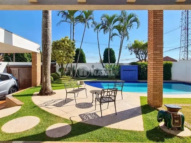 Casa 4 quartos e 6 banheiros, à venda, no bairro Jardim Presidente em Londrina