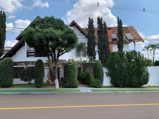 Casa 4 quartos e 6 banheiros, à venda, no bairro Jardim Presidente em Londrina