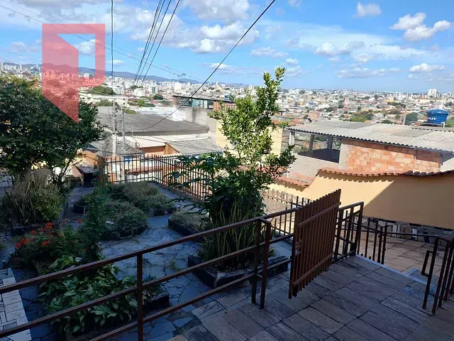 Casa com 400m² 3 quartos e 3 banheiros, à venda, no bairro Santo Andre em Belo Horizonte
