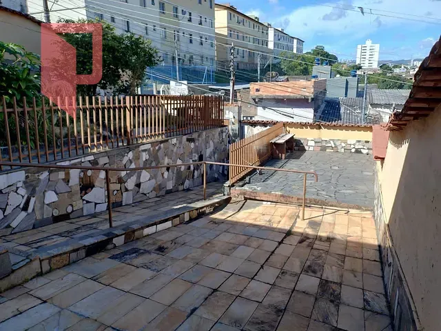 Casa com 400m² 3 quartos e 3 banheiros, à venda, no bairro Santo Andre em Belo Horizonte