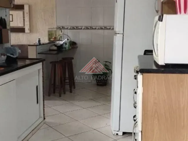 Casa com 180m² 4 quartos e 3 banheiros, à venda, no bairro Jardim Mauá em Mauá