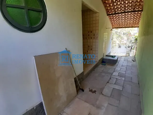 Casa com 360m² 3 quartos e 1 banheiro, à venda, no bairro Caju em Maricá