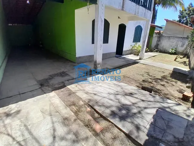 Casa com 360m² 3 quartos e 1 banheiro, à venda, no bairro Caju em Maricá
