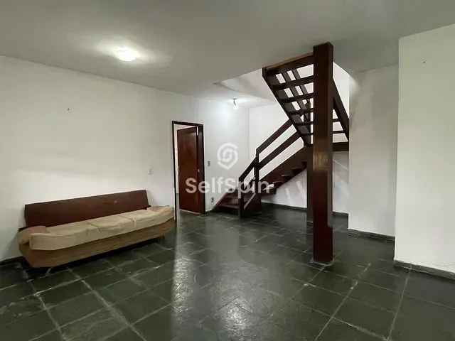 Casa com 1000m² 4 quartos e 3 banheiros, para alugar, no bairro Serra Grande em Niterói