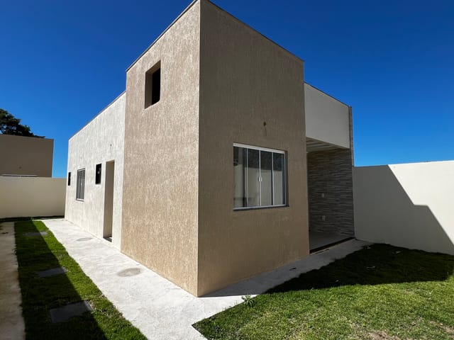 Casa com 140m² 2 quartos e 2 banheiros, à venda, no bairro Guriri em Cabo Frio