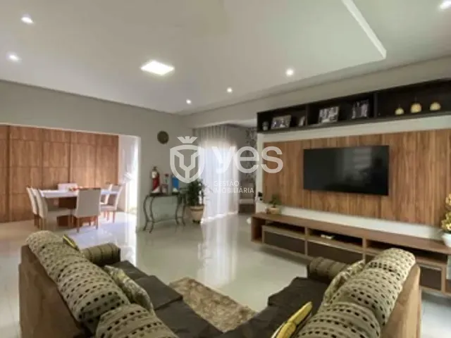 Casa com 360m² 3 quartos e 4 banheiros, à venda, no bairro Jardim das Primaveras em Araxá