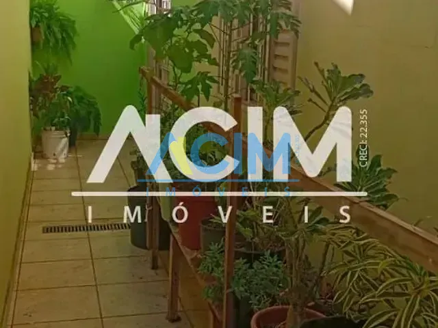 Casa com 250m², à venda, no bairro Jardim Imperial em Jaguariúna