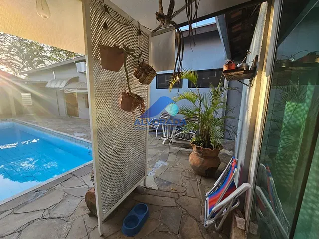 Casa com 720m² 6 quartos e 8 banheiros, à venda, no bairro Jardim das Colinas em São José dos Campos