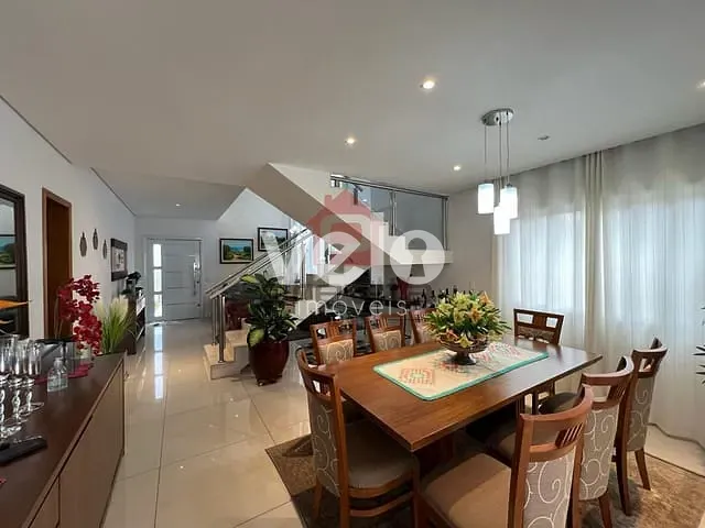 Casa com 466m² 4 quartos e 5 banheiros, à venda, no bairro Estiva em Pindamonhangaba