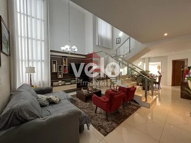 Casa com 466m² 4 quartos e 5 banheiros, à venda, no bairro Estiva em Pindamonhangaba
