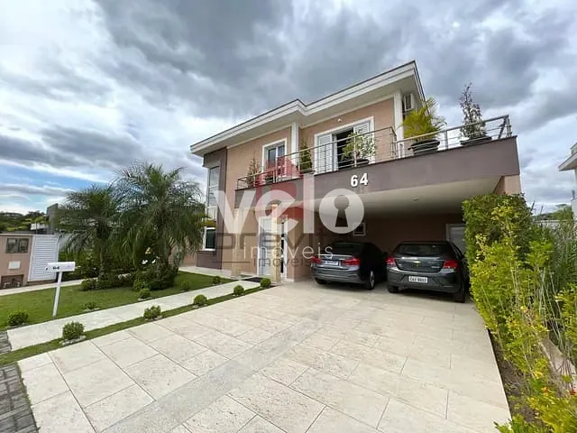 Casa com 466m² 4 quartos e 5 banheiros, à venda, no bairro Estiva em Pindamonhangaba