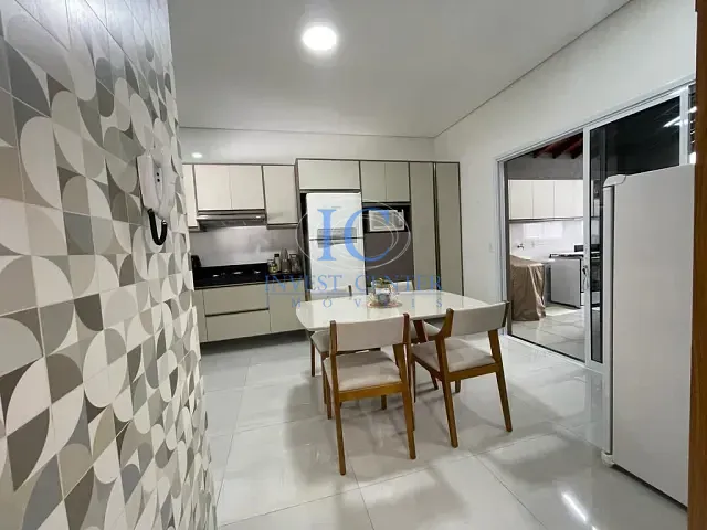 Casa com 150m² 3 quartos e 1 banheiro, à venda, no bairro Jardim Residencial Nova Veneza em Indaiatuba