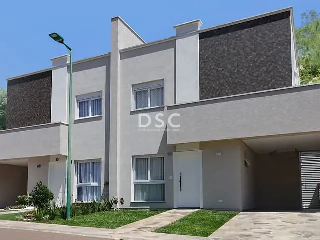 Casa com 566m² 3 quartos e 1 banheiro, à venda, no bairro Campo Comprido em Curitiba