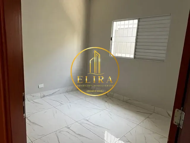 Casa com 150m² 3 quartos e 2 banheiros, à venda, no bairro Parque Universitário em Americana