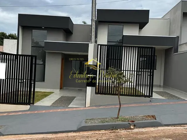 Casa com 125m² 3 quartos e 2 banheiros, à venda, no bairro Jardim das Palmeiras em Londrina