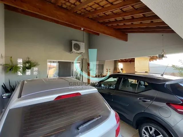 Casa com 270m² 3 quartos e 3 banheiros, à venda, no bairro Jardim dos Flamboyants em Araraquara