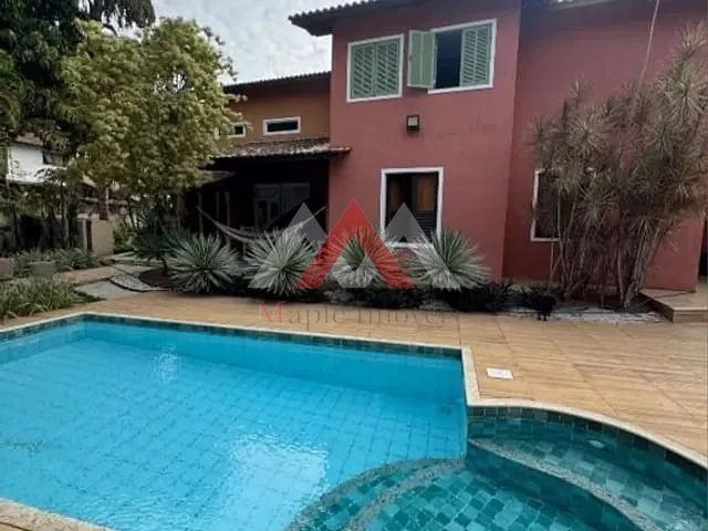 Casa com 1000m² 4 quartos e 5 banheiros, à venda, no bairro Serra Grande em Niterói