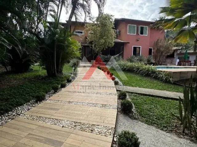 Casa com 1000m² 4 quartos e 5 banheiros, à venda, no bairro Serra Grande em Niterói