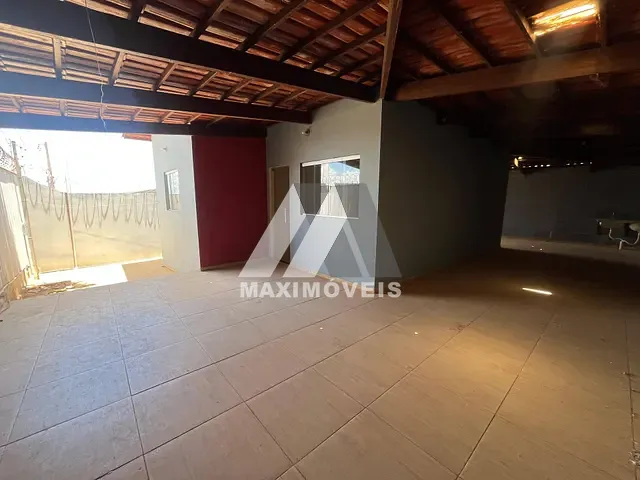 Casa com 161m² 2 quartos e 1 banheiro, à venda, no bairro Alto Paraiso em Araçuaí