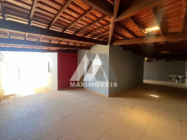 Casa com 161m² 2 quartos e 1 banheiro, à venda, no bairro Alto Paraiso em Araçuaí