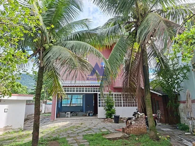 Casa 4 quartos e 4 banheiros, à venda ou para alugar, no bairro Vargem Pequena em Rio de Janeiro