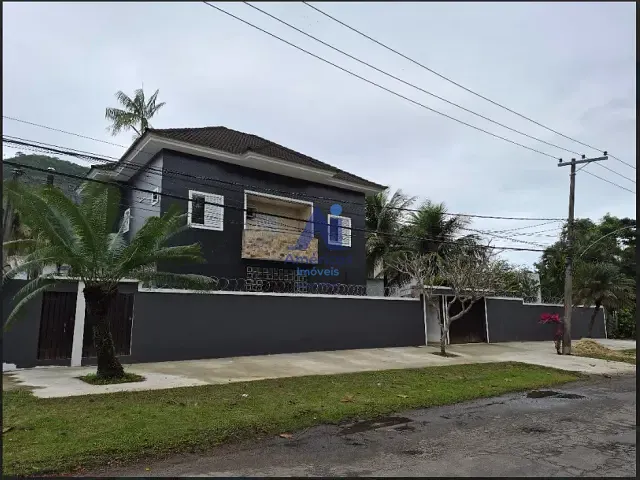 Casa 4 quartos e 4 banheiros, à venda ou para alugar, no bairro Vargem Pequena em Rio de Janeiro
