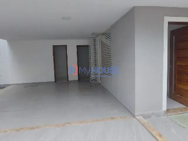 Casa com 195m² 3 quartos e 4 banheiros, à venda, no bairro Jardim Vitória em Itabuna