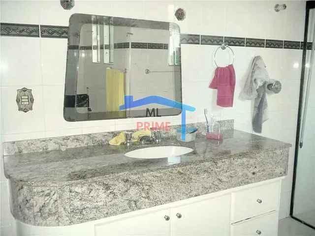 Casa com 285m² 3 quartos e 2 banheiros, à venda, no bairro Vila Ema em São Paulo