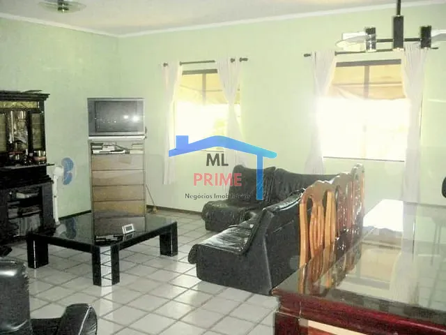 Casa com 285m² 3 quartos e 2 banheiros, à venda, no bairro Vila Ema em São Paulo