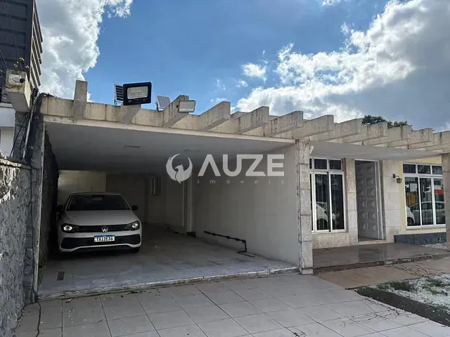 Casa com 365m², para alugar, no bairro Jardim das Américas em Curitiba