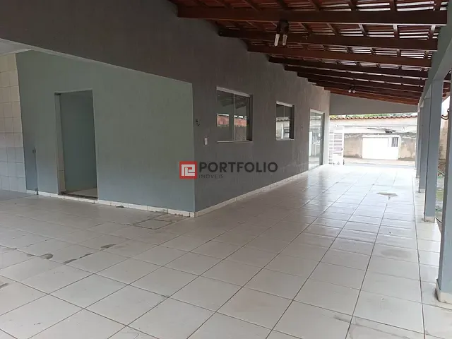 Casa 3 quartos e 1 banheiro, à venda, no bairro Residencial Village Garavelo em Aparecida de Goiânia
