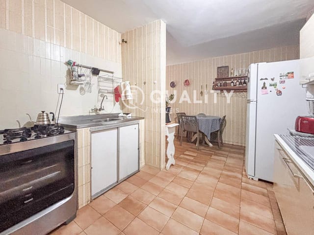 Casa com 252m² 3 quartos e 2 banheiros, à venda, no bairro Vila Velha em Fortaleza