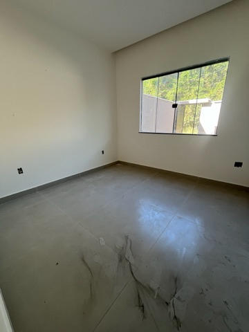 Casa com 80m² 2 quartos e 2 banheiros, à venda, no bairro Chácara Mariléa em Rio das Ostras