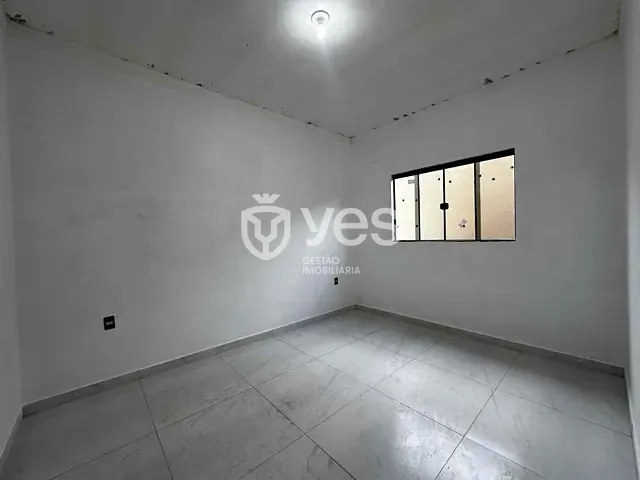 Casa com 120m² 2 quartos e 2 banheiros, à venda, no bairro Residencial Camuá em Araxá