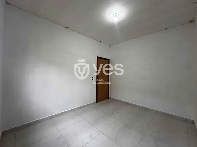 Casa com 120m² 2 quartos e 2 banheiros, à venda, no bairro Residencial Camuá em Araxá