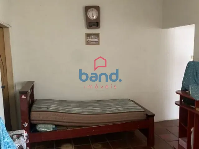 Casa com 205m² 2 quartos e 2 banheiros, à venda, no bairro Vila Angélica em Porto Feliz