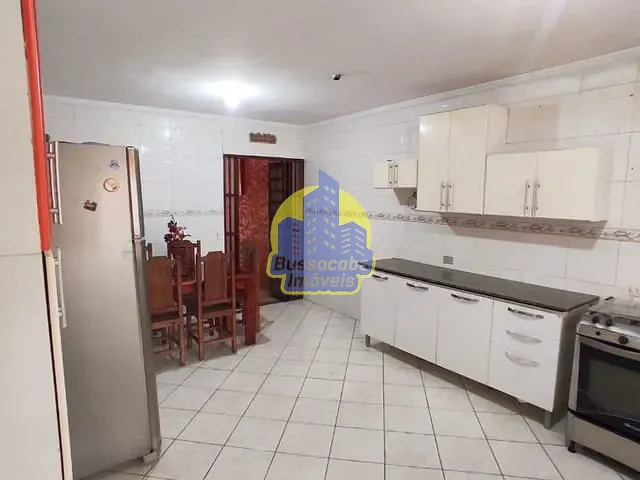 Casa com 305m² 3 quartos e 3 banheiros, à venda, no bairro Jardim Bussocaba City em Osasco
