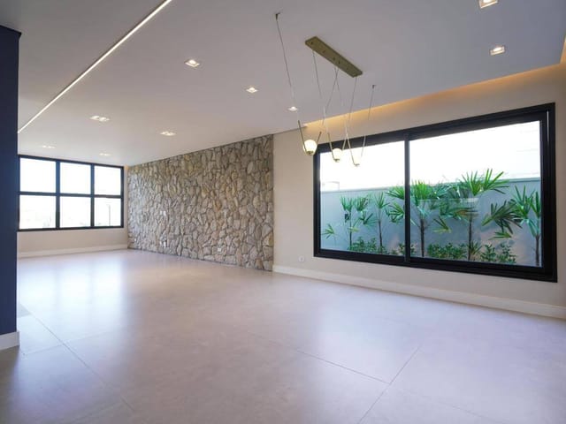 Casa com 274m² 4 quartos e 4 banheiros, à venda, no bairro Fazenda Rodeio em Mogi das Cruzes