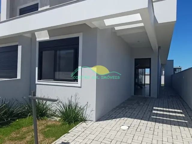 Casa com 180m² 3 quartos e 4 banheiros, à venda, no bairro Campeche em Florianópolis