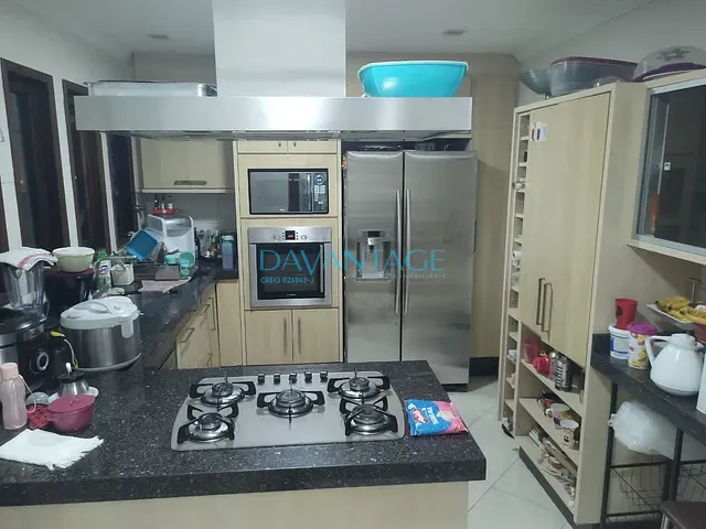 Casa com 1650m² 3 quartos e 2 banheiros, à venda, no bairro Parque Continental em São Paulo