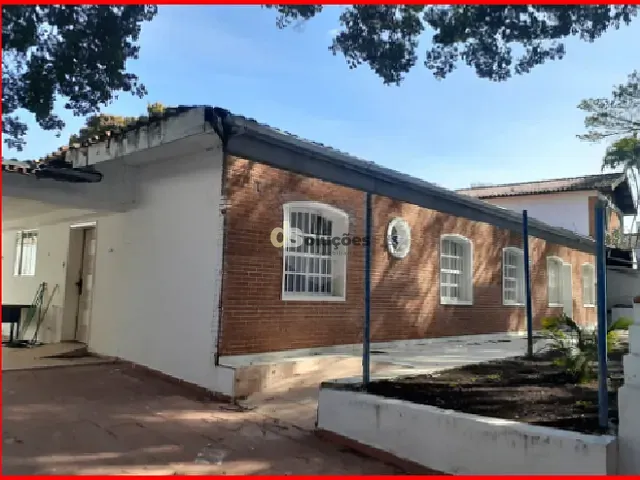 Casa com 680m², à venda, no bairro Boaçava em São Paulo