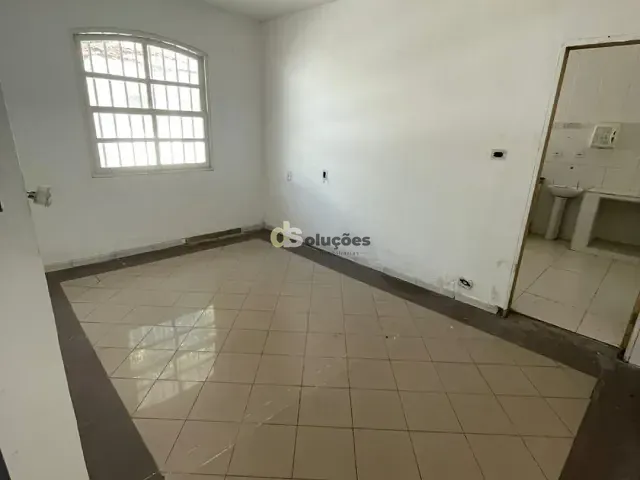Casa com 680m², à venda, no bairro Boaçava em São Paulo