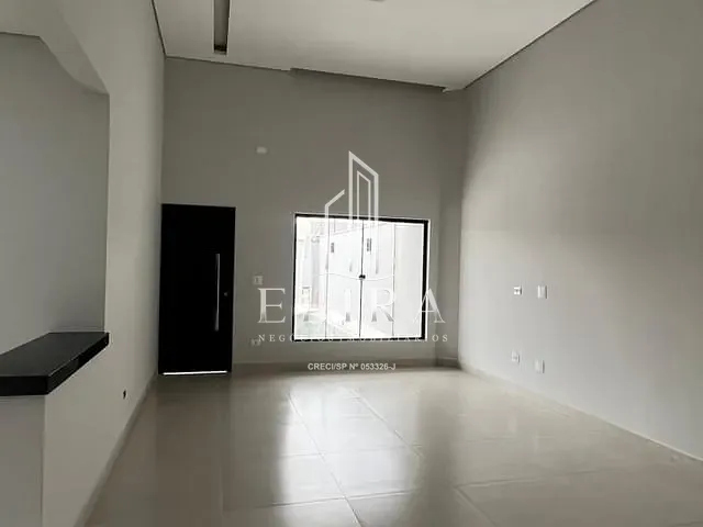 Casa com 250m² 3 quartos e 2 banheiros, à venda, no bairro Jardim dos Manacás em Santa Bárbara D'Oeste