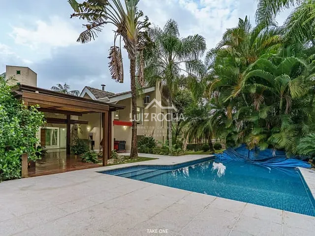 Casa com 2695m² 5 quartos e 7 banheiros, à venda, no bairro Jardim Mediterrâneo em Cotia