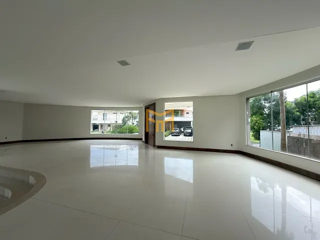 Casa 4 quartos e 7 banheiros, à venda, no bairro Parque Verde em Belém