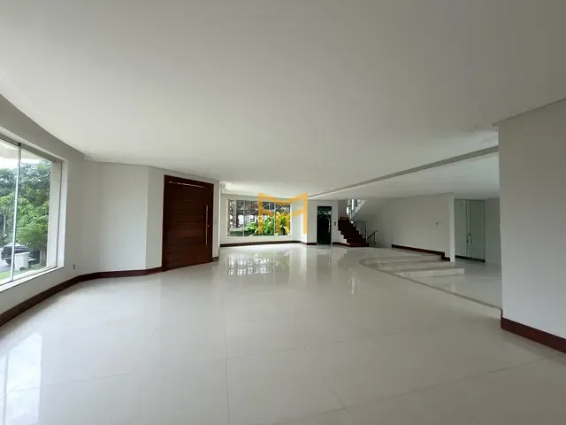 Casa 4 quartos e 7 banheiros, à venda, no bairro Parque Verde em Belém